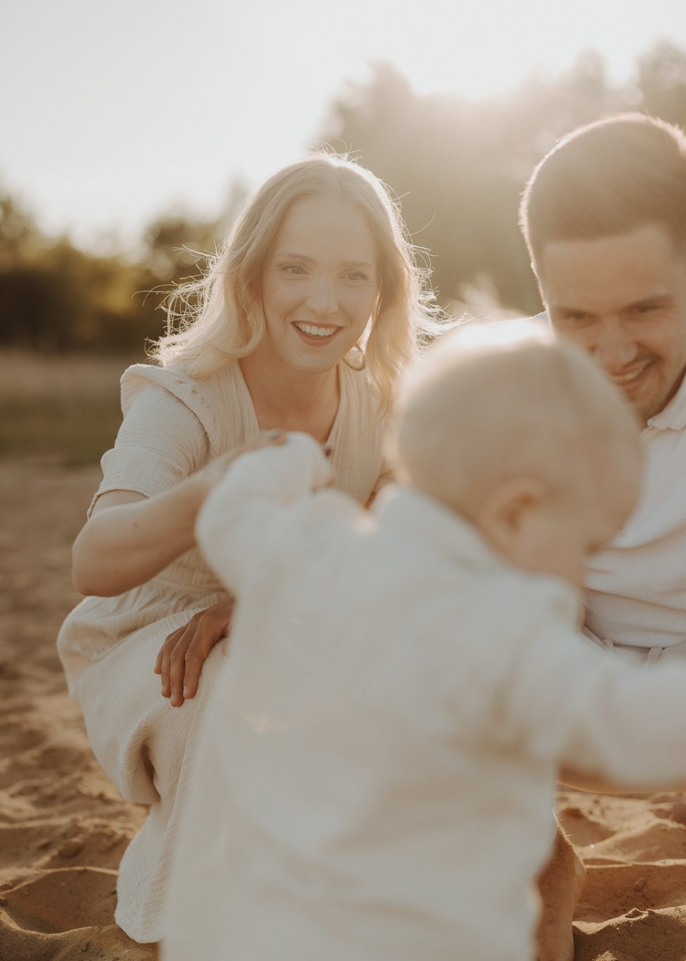 Babybauch_Babyfotograf_Babyfotos_Newborn_Familie_Schwangerschaft_Neustadt_am_Ruebenberge_NEUSTADT-17