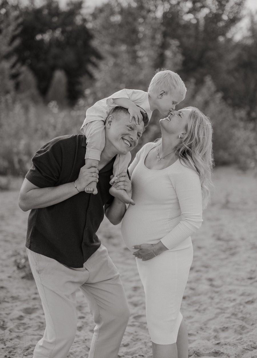 Babybauchshooting Garbsen Steinhude Neustadt Fotograf Schwanger-25