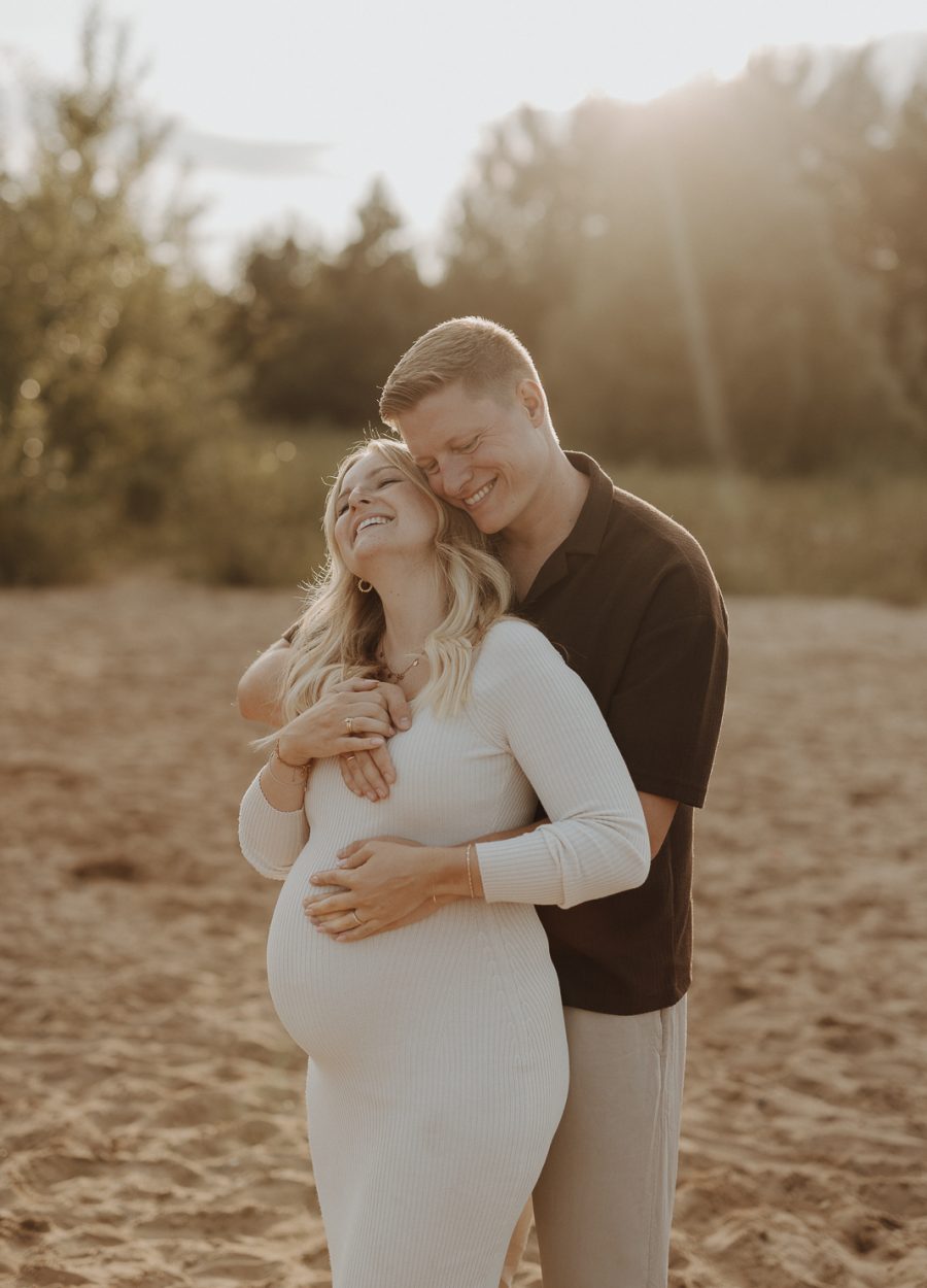 Babybauchshooting Garbsen Steinhude Neustadt Fotograf Schwanger-56
