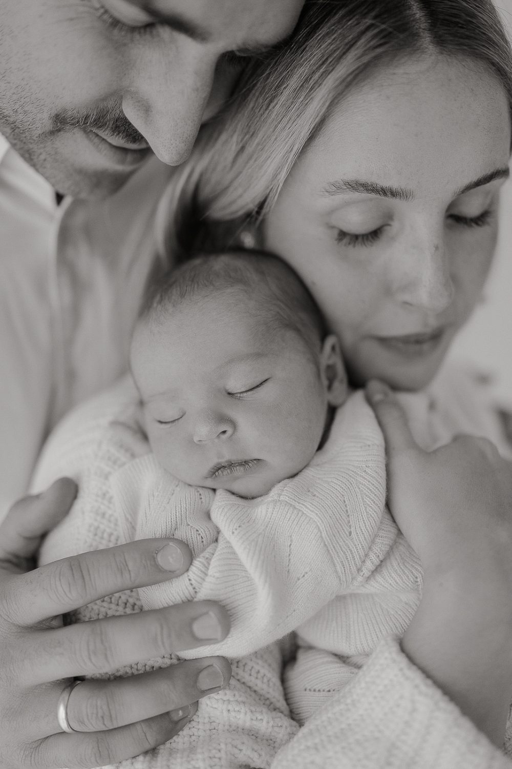 Babyfotograf Wunstorf Fotografin WUNSTORF_Familie Preise Familienfotoshooting Wunstorf Babyfotos Babybauchbilder Pakete Fotoshooting_Babybilder.-89