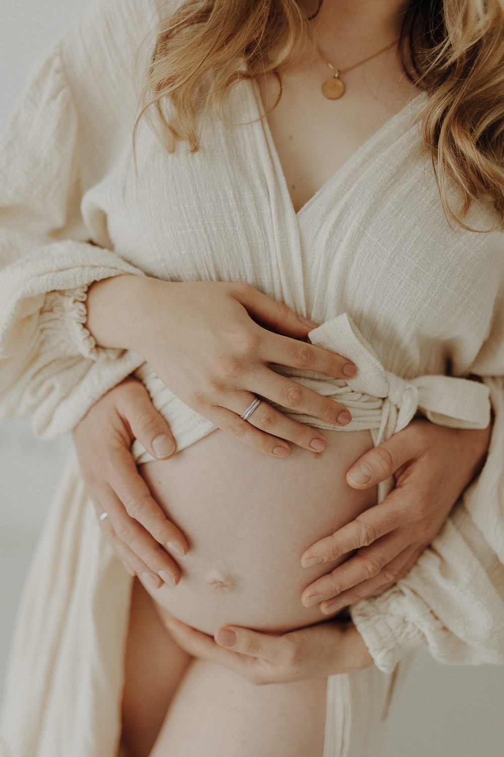 Babyfotograf_Wunstorf Fotografin WUNSTORF_Familie Preise Familienfotoshooting Wunstorf Babyfotos Babybauchbilder Pakete Fotoshooting_Babybilder.-8