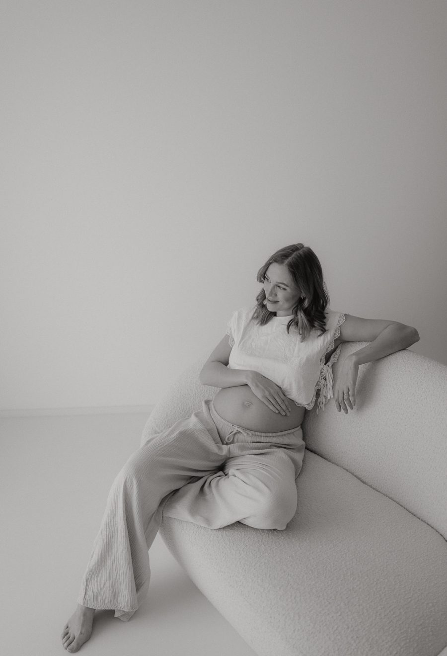 Familienfotografin Hannover_Schwanger_Babybauchfotografie_Fotostudio-25