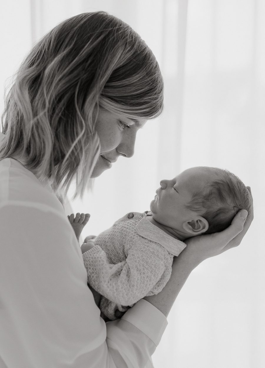 Familienfotografin_Garbsen Newbornshooting Garbsen Fotograf Babybauch Familienfotos Fotoshooting Baby Babyfotografie Garbsen_Familienfotoshooting GARBSEN-14